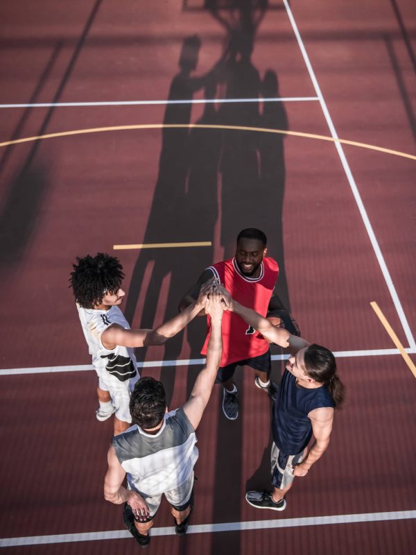 guys-playing-basketball-2024-10-18-09-49-20-utc.jpg